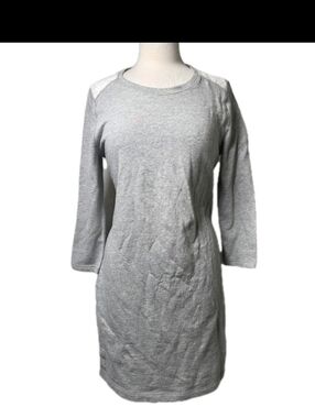 SUPER CUTE GAP SWEATER DRESS SIZE MEDIUM NWT